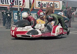 Mick Hamblin & Wallace Brammer (Windle Yamaha) 1986 Sidecar TT Mick Hamblin & Wallace Brammer (Windle Yamaha) 1986 Sidecar TT