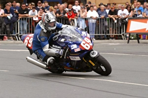 Mike Crellin (Suzuki) 2004 Production 1000 TT Mike Crellin (Suzuki) 2004 Production 1000 TT