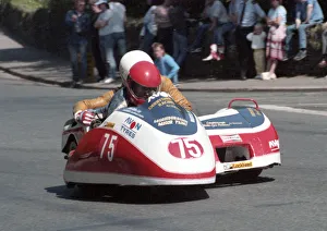 Pat Gallagher & Alan Blackhurst (Derbyshire Yamaha) 1985 Sidecar TT Pat Gallagher & Alan Blackhurst (Derbyshire Yamaha) 1985 Sidecar TT