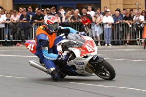Patrick Van Gils (Suzuki) 2004 Production 1000 TT Patrick Van Gils (Suzuki) 2004 Production 1000 TT