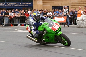 Paul Duckett (Kawasaki) 2004 Production 1000 TT Paul Duckett (Kawasaki) 2004 Production 1000 TT