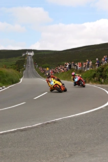 Paul Hunt (Suzuki) and Gordon Blackley (Honda) 2004 Junior TT Paul Hunt (Suzuki) and Gordon Blackley (Honda) 2004 Junior TT