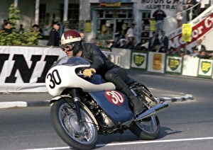 Percy Tait (Triumph) 1967 Production 500 TT Percy Tait (Triumph) 1967 Production 500 TT