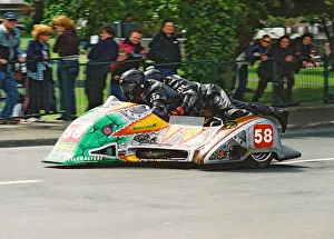 Peter Farrelly & Aaron Galligan (Ireson Yamaha) 2004 Sidecar TT Peter Farrelly & Aaron Galligan (Ireson Yamaha) 2004 Sidecar TT