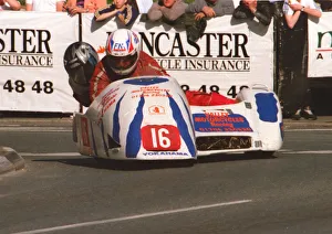 Peter Nuttall & Nick Crowe (Ireson Yamaha) 1999 Sidecar TT Peter Nuttall & Nick Crowe (Ireson Yamaha) 1999 Sidecar TT
