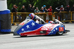 Remy Guignard & Frederique Poux (Honda SGR) 2015 Sidecar TT Remy Guignard & Frederique Poux (Honda SGR) 2015 Sidecar TT