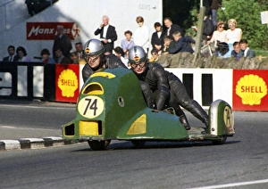 Ron Glover & John Pennington (Norton) 1968 750cc Sidecar TT