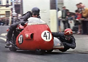 Roy Hanks & Fred Holden (BSA) 1966 Sidecar TT Roy Hanks & Fred Holden (BSA) 1966 Sidecar TT