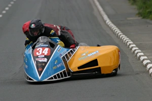 Roy Tansley & Neil Kelly (Yamaha) 2003 Sidecar TT Roy Tansley & Neil Kelly (Yamaha) 2003 Sidecar TT