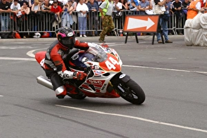 Seamus Greene (Suzuki) 2004 Production 1000 TT Seamus Greene (Suzuki) 2004 Production 1000 TT