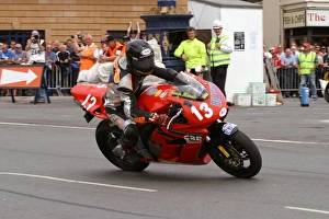Shaun Harris (Honda) 2004 Production 1000 TT Shaun Harris (Honda) 2004 Production 1000 TT