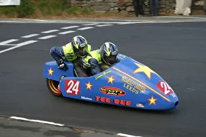 Simon Neary & Stuart Bond (Baker Yamaha) 2005 Sidecar TT Simon Neary & Stuart Bond (Baker Yamaha) 2005 Sidecar TT