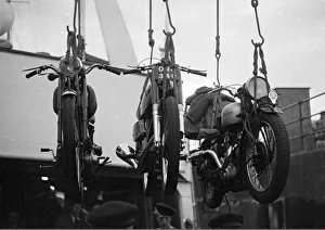 Unloading bikes at Douglas 1951 Manx Grand Prix Unloading bikes at Douglas 1951 Manx Grand Prix