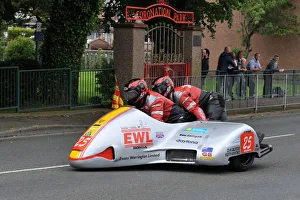 Vince Biggs & Robert Biggs (Windle Honda) 2014 Sidecar TT Vince Biggs & Robert Biggs (Windle Honda) 2014 Sidecar TT