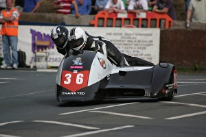 Wayne Lockey & Ken Edwards (Ireson Honda) 2010 Sidecar A TT Wayne Lockey & Ken Edwards (Ireson Honda) 2010 Sidecar A TT