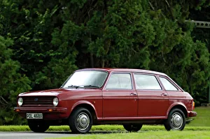 Austin Prints: 1981 Austin Maxi Print from the National Motor Museum Collection