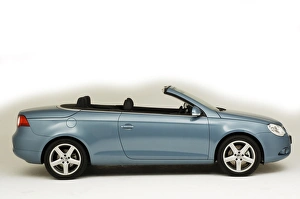 National Motor Museum Collection UK Prints: 2006 VW EOS