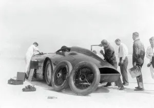 Prints of Sunbeam 1000hp World Land speed record attempt at Daytona 1927 Record Breakers Prints: Sunbeam 1000hp Print - Daytona Land Speed Record Attempt