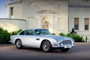 1964 Silver Aston Martin DB5 Print