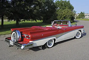 Ford Fairlane 500 Sunliner, 1958, Red, & white Ford Fairlane 500 Sunliner, 1958, Red, & white