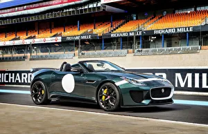 Jaguar Project 7 (ltd edition F-Type Speedster), 2014, Green, & white Jaguar Project 7 (ltd edition F-Type Speedster), 2014, Green, & white
