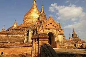 Images Dated 23rd December 2007: Asia, Myanmar (Burma), Bagan (Pagan). The Dhamma Yazaka Zedi temple at Bagan