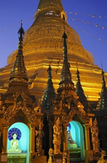 Asia, Myanmar (Burma), Yangon (Rangoon). The Shwedagon Pagoda in Yangon in the evening Asia, Myanmar (Burma), Yangon (Rangoon). The Shwedagon Pagoda in Yangon in the evening