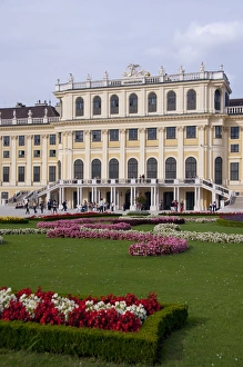 Austria, Vienna. Maria Theresas Baroque/Rococo Schonbrunn Palace (aka Schlob Schonbrunn) Austria, Vienna. Maria Theresas Baroque/Rococo Schonbrunn Palace (aka Schlob Schonbrunn)