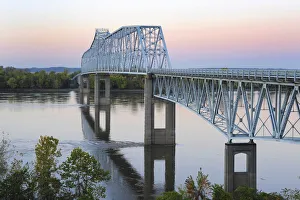 Bridge over the Mississippi River at Chester, Illinois Bridge over the Mississippi River at Chester, Illinois