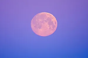 Canada, Manitoba, Dugald. Full moon at dawn. Credit as: Mike Grandmaison / Jaynes Gallery Canada, Manitoba, Dugald. Full moon at dawn. Credit as: Mike Grandmaison / Jaynes Gallery