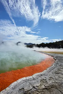 Champagne Pool, Waiotapu Thermal Reserve, near Rotorua, North Island, New Zealand Champagne Pool, Waiotapu Thermal Reserve, near Rotorua, North Island, New Zealand