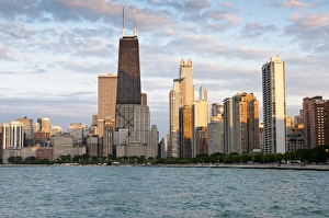 Chicago skyline from North Avenue Beach at dusk Chicago skyline from North Avenue Beach at dusk