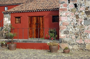 Courtyard at Casa del Vino, Santa Cruz, Tenerife Courtyard at Casa del Vino, Santa Cruz, Tenerife