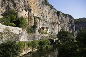 FRANCE, Midi-Pyrenees, Tarn-et-Garonne Department, Moissac. Ancient stone houses FRANCE, Midi-Pyrenees, Tarn-et-Garonne Department, Moissac. Ancient stone houses