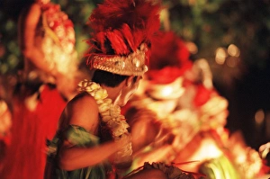 FRENCH POLYNESIA-Moorea: Polynesian Dance Troupe FRENCH POLYNESIA-Moorea: Polynesian Dance Troupe