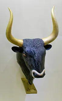 Greece, Crete, Heraklion / Iraklion. Heraklion Archeological Museum. Bulls head rhython Greece, Crete, Heraklion / Iraklion. Heraklion Archeological Museum. Bulls head rhython
