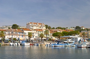 The harbour with boats and buildings along the water in Bandol Bandol Cote d'Azur The harbour with boats and buildings along the water in Bandol Bandol Cote d'Azur