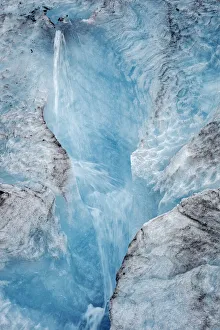 Ice melt, Mendenhall Glacier, Juneau, Alaska, USA Ice melt, Mendenhall Glacier, Juneau, Alaska, USA