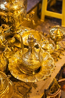 Iran, Central Iran, Shiraz, Bazar-e Vakil market, traditional metal souvenirs Iran, Central Iran, Shiraz, Bazar-e Vakil market, traditional metal souvenirs