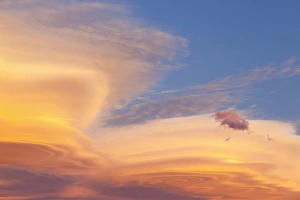 Lenticular Cloud Formation Prints: Lenticular cloud at sunset