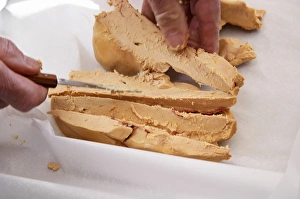 How to make foie gras ducks liver (series of images): Each lobe of the duck How to make foie gras ducks liver (series of images): Each lobe of the duck