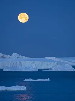 Full Moon. Ilulissat Icefjord also called kangia or Ilulissat Kangerlua at Disko Bay Full Moon. Ilulissat Icefjord also called kangia or Ilulissat Kangerlua at Disko Bay