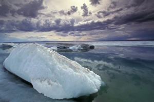 NA, Canada, Nunavut, Somerset Island, Sea ice NA, Canada, Nunavut, Somerset Island, Sea ice