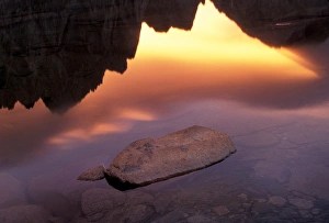 NA, USA, California, Kings Canyon NP Landscape NA, USA, California, Kings Canyon NP Landscape