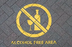 New Zealand, North Island, Raglan, sign for alchohol-free area New Zealand, North Island, Raglan, sign for alchohol-free area