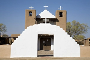 NM, New Mexico, Taos Pueblo, inhabited for 1000 years, San Geronimo Church ( St. Jerome) NM, New Mexico, Taos Pueblo, inhabited for 1000 years, San Geronimo Church ( St. Jerome)
