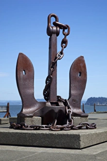 OR, Astoria, Columbia River Maritime Museum, Ship anchor OR, Astoria, Columbia River Maritime Museum, Ship anchor