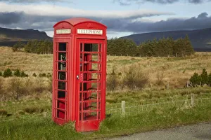 Public Phone Box, Ellishadder, near Staffin, Trotternish Peninsula, Isle of Skye Public Phone Box, Ellishadder, near Staffin, Trotternish Peninsula, Isle of Skye