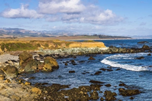 Rocky coastline at Piedras Blancas elephant seal rookery, San Simeon, California USA Rocky coastline at Piedras Blancas elephant seal rookery, San Simeon, California USA