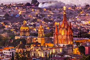 San Miguel de Allende, Mexico, Miramar, Overlook Parroquia Archangel Church Close Up San Miguel de Allende, Mexico, Miramar, Overlook Parroquia Archangel Church Close Up